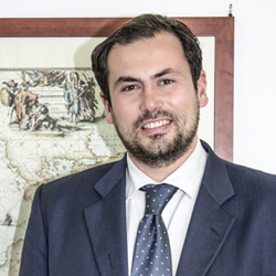 Avv. Enrico Vellucci